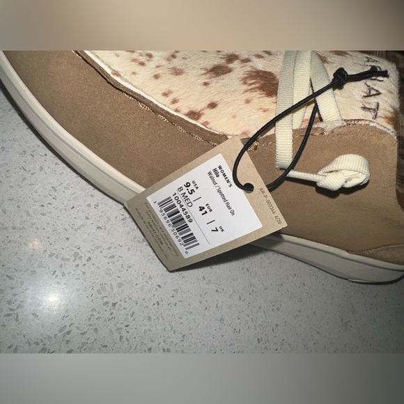 NWT Ariat Hilos 9.5 - Picture 4 of 5